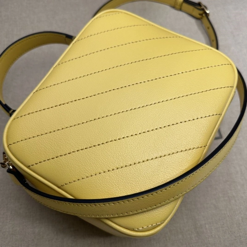 Gvc*1 top handle bags 4036-0259