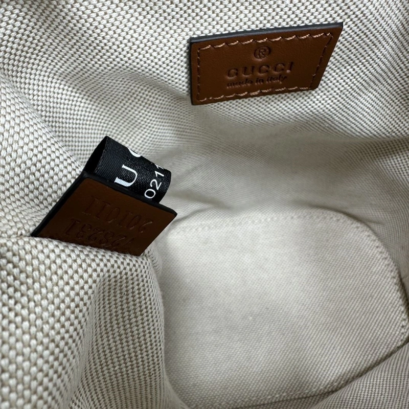 Gvc*1 bucket bags 4036-0479