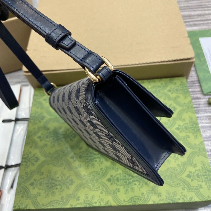 Gvc*1 satchel bags 4036c-2798