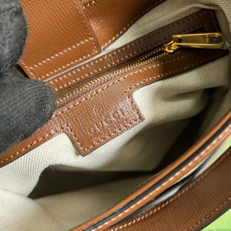 Gvc*1 top handle bags 4036c-3084