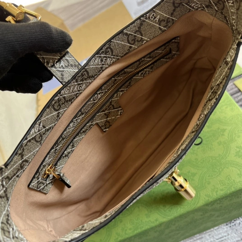 Gvc*1 top handle bags 4036c-3437