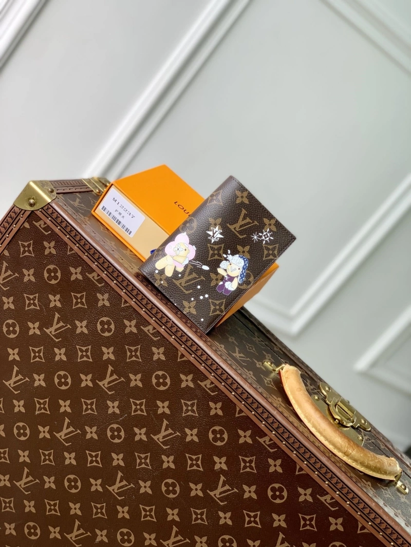 LV Wallets 4048A-0021