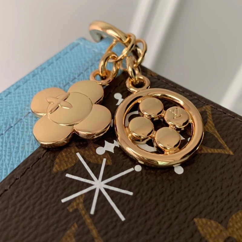 LV Wallets 4048A-0023