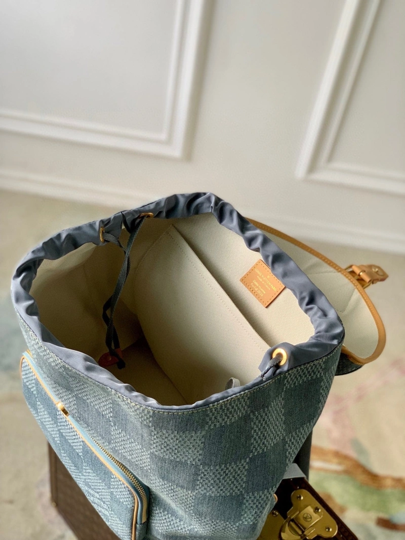 LV Backpacks 4048A-0025