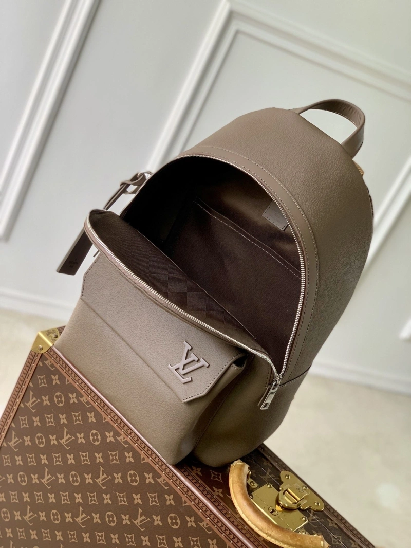 LV Backpacks 4048A-0092