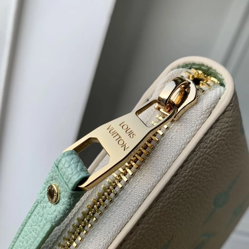 LV Wallets 4048F-0084