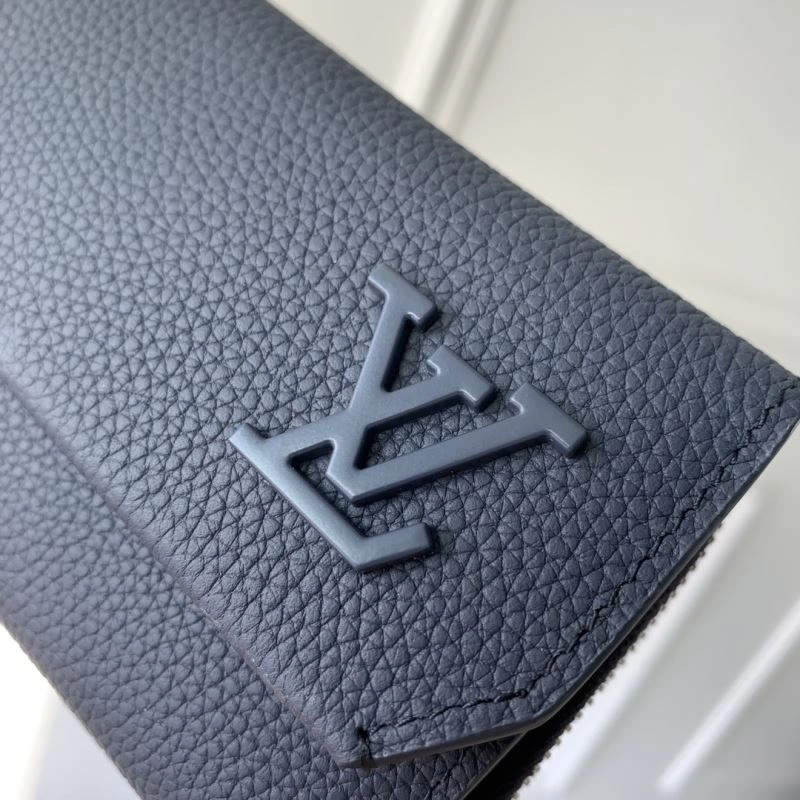 LV Wallets 4048F-0110