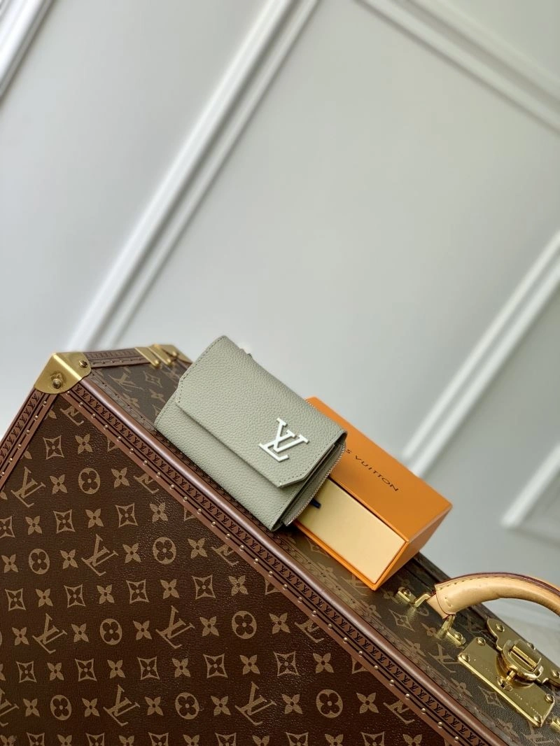 LV Wallets 4048F-0112
