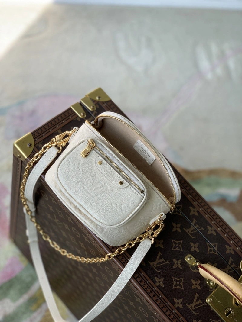 LV Cosmetic Bags 4048G-0044
