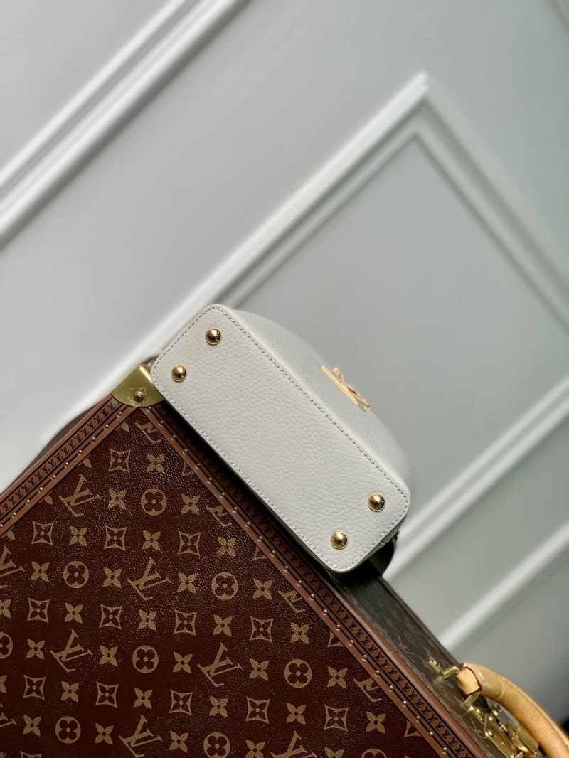 LV Capucines Bags 4048G-0057