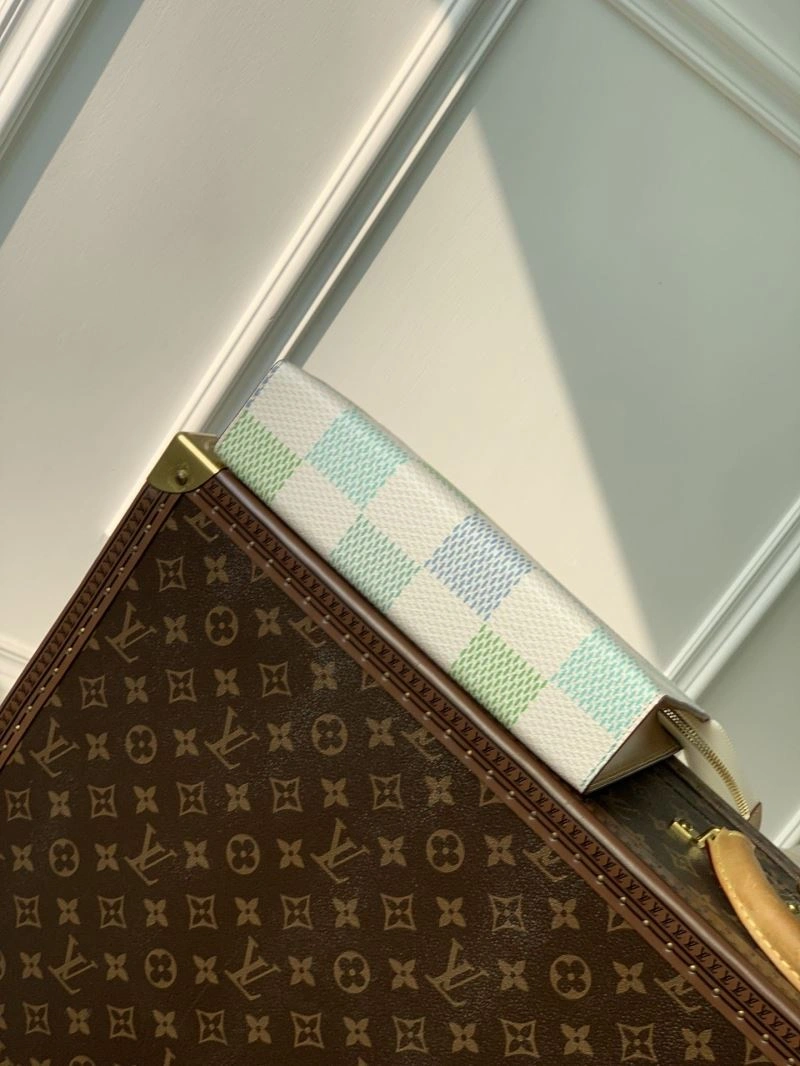LV Clutch Bags 4048H-0008