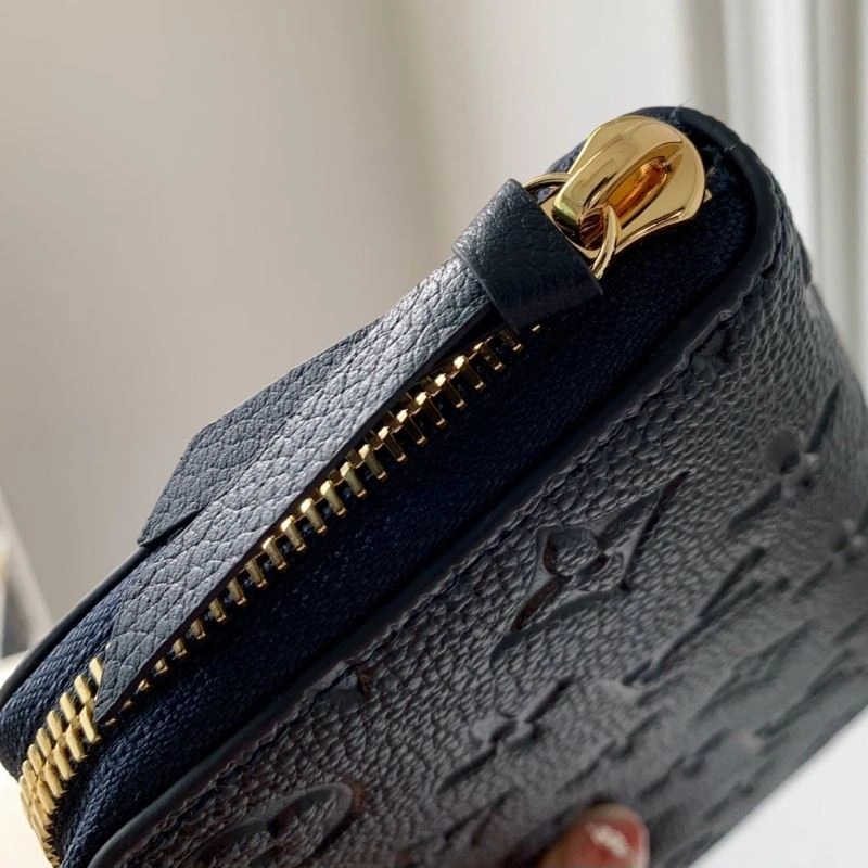 LV Wallets 4048H-0231