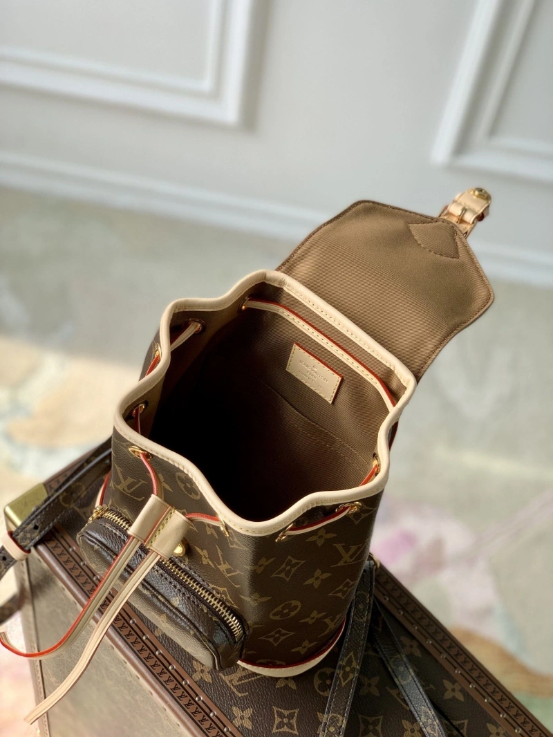 LV Backpacks 4048I-0233