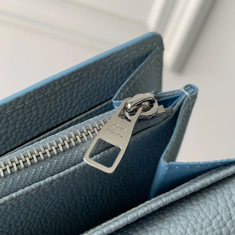LV Wallets 4048I-0441