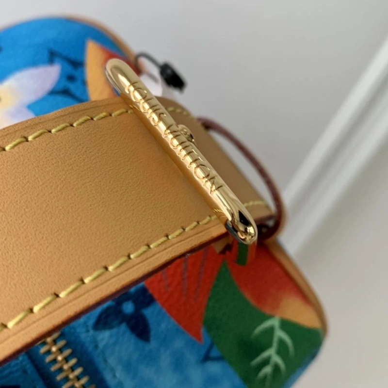 LV Cosmetic Bags 4048I-0477