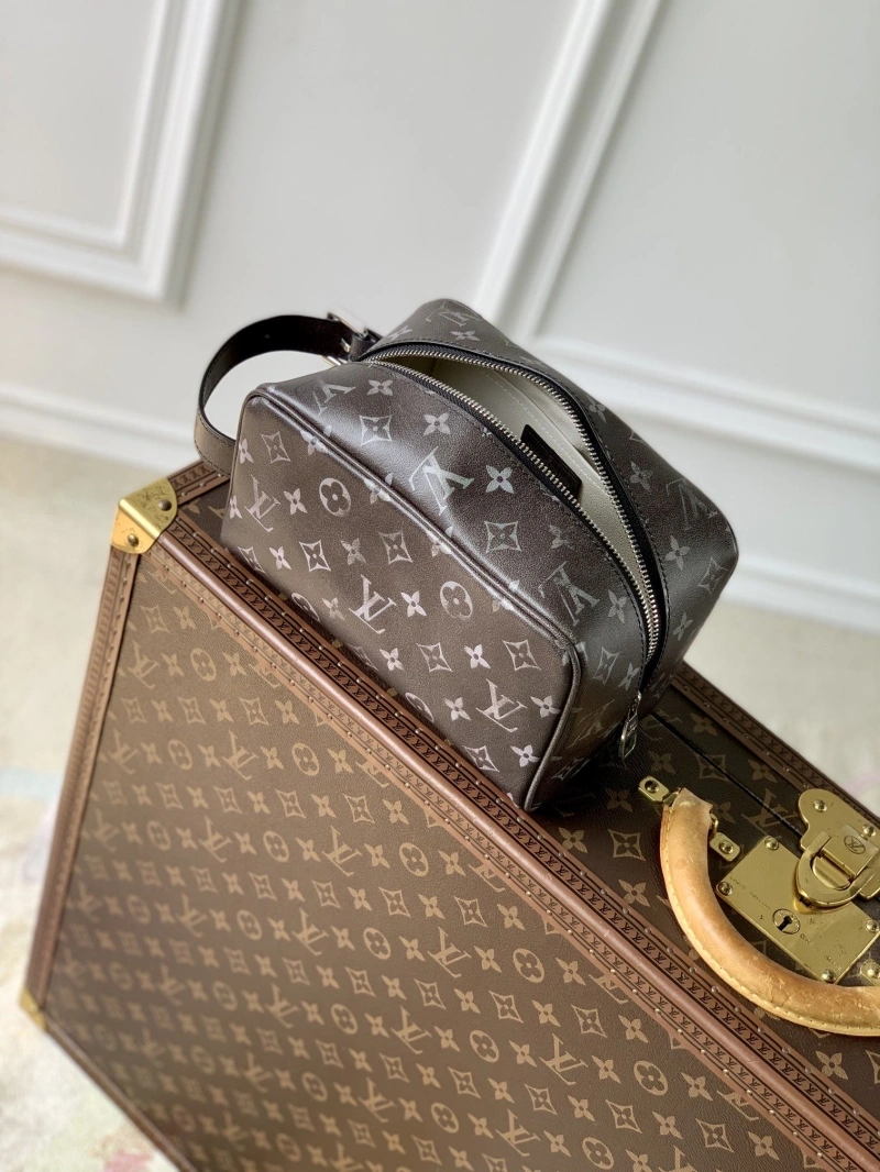 LV Cosmetic Bags 4048I-0489
