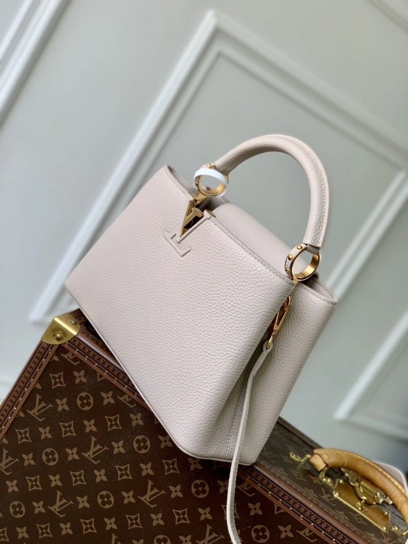 LV Capucines Bags 4048I-0494