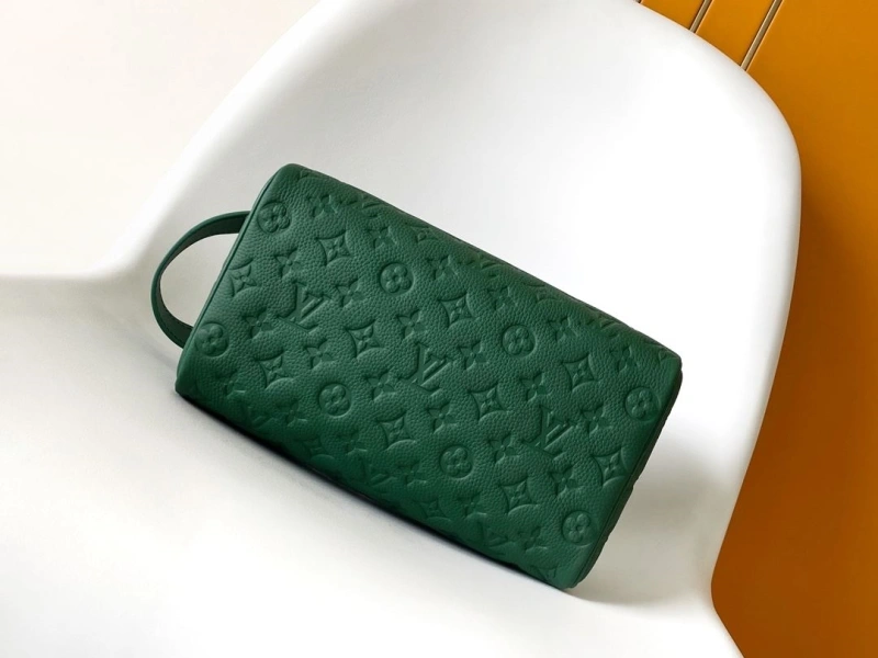 LV Cosmetic Bags 4056A-0110