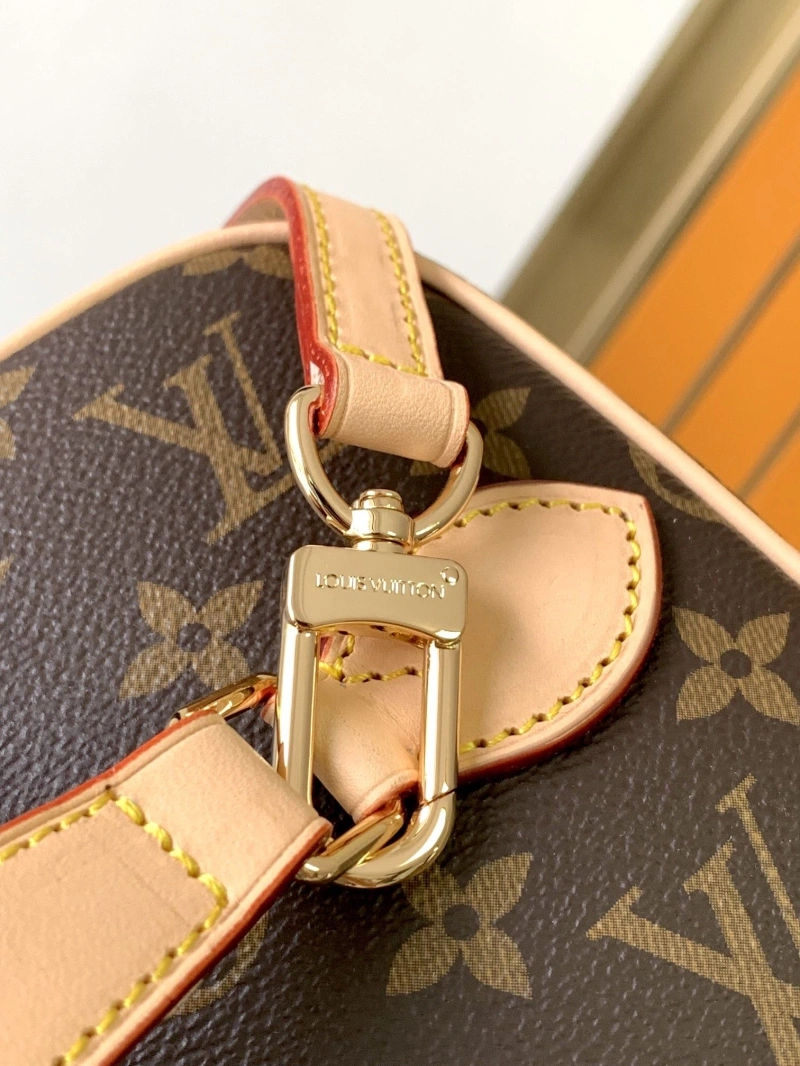 LV Cosmetic Bags 4056C-0067