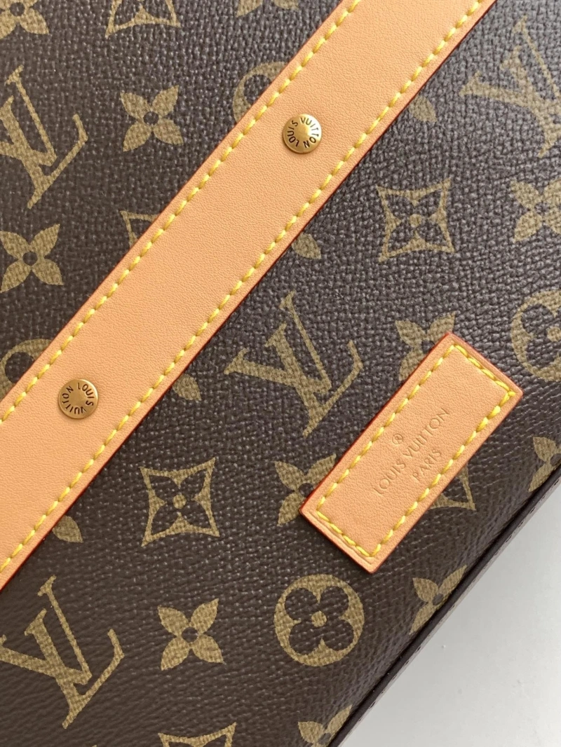 LV Backpacks 4056D-0015