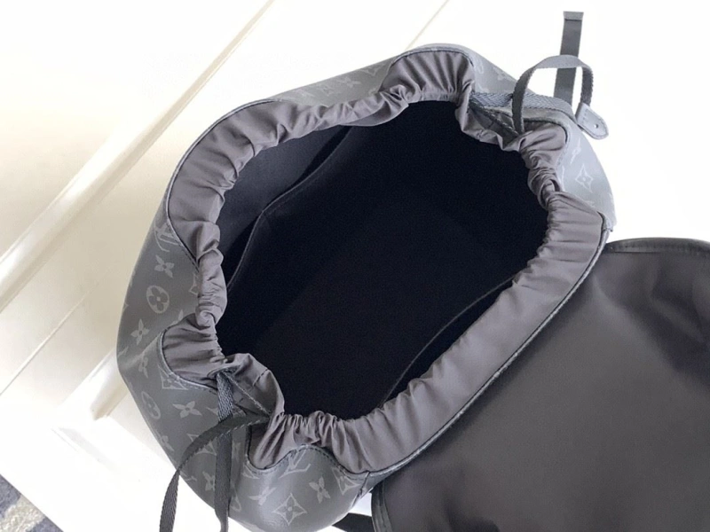 LV Backpacks 4056D-0061