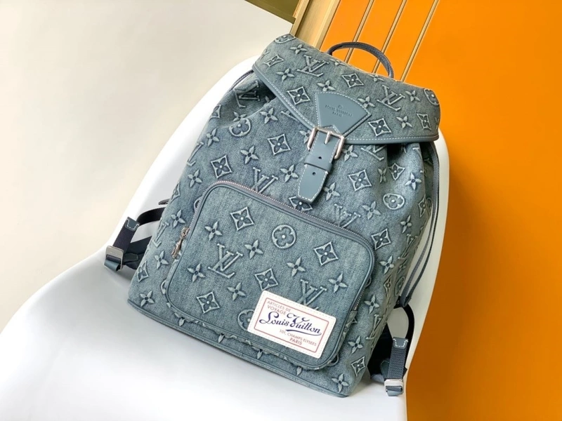 LV Backpacks 4056D-0198