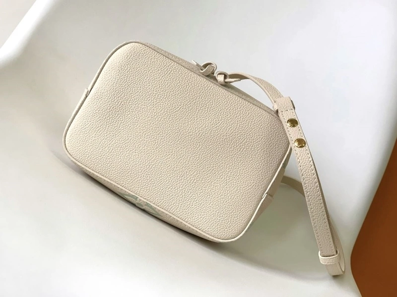 LV Bucket Bags 4056D-0436