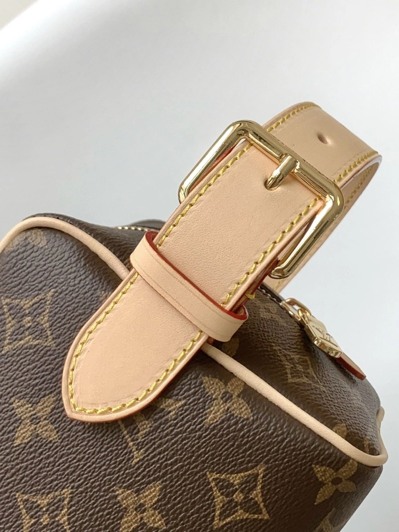 LV Cosmetic Bags 4056D-0535