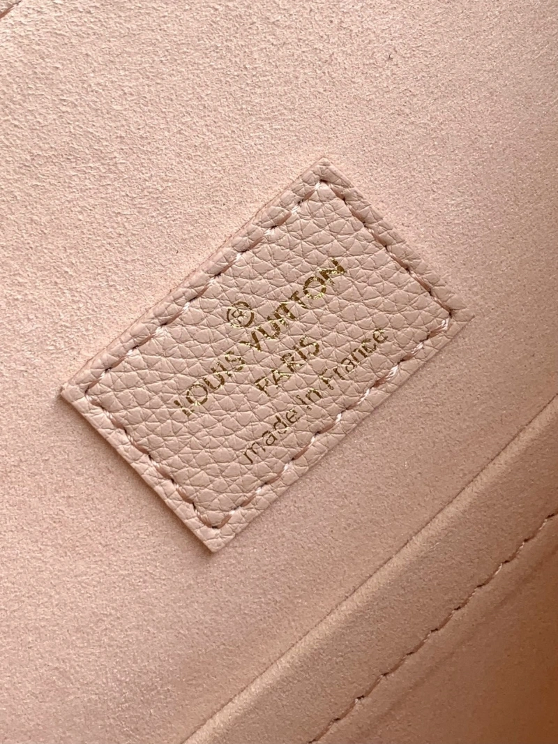 LV Backpacks 4056D-0554