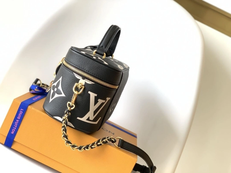 LV Cosmetic Bags 4056F-0107