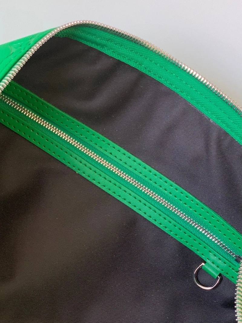 LV Travel Bags 4056F-0224