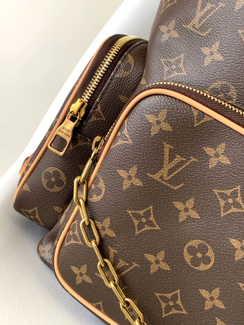 LV Backpacks 4056F-0561