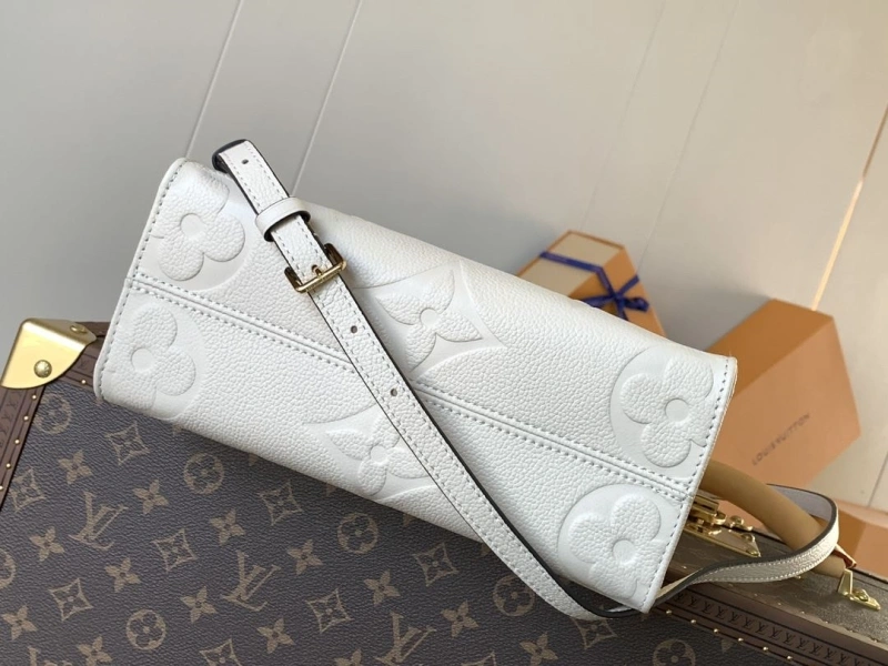 LV Shopping Bags 4056F-0651