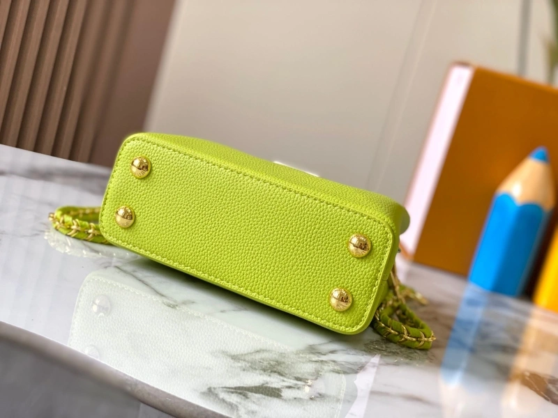LV Capucines Bags 4081B-0245