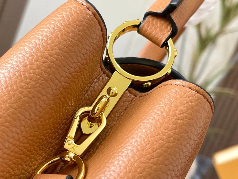LV Capucines Bags 4081B-0343