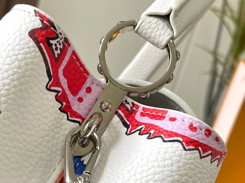LV Capucines Bags 4081B-0385