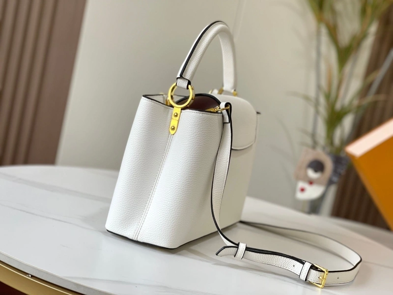 LV Capucines Bags 4081B-0400