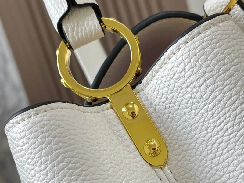 LV Capucines Bags 4081B-0400