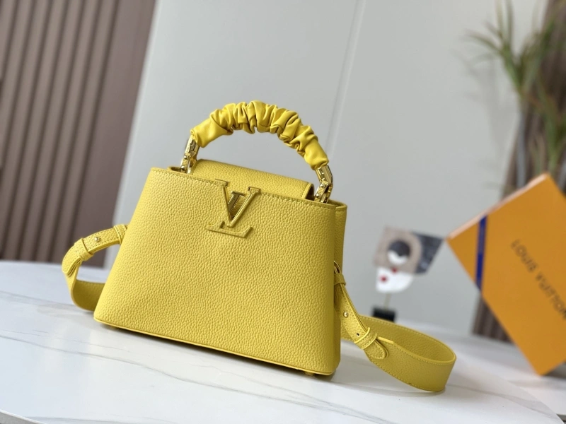 LV Capucines Bags 4081B-0427