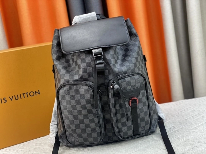 LV Backpacks 4081B-0491