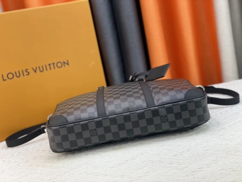 LV Mens Briefcases 4081B-0504