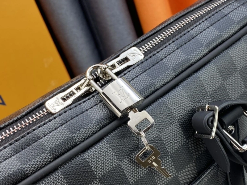 LV Mens Briefcases 4081B-0504