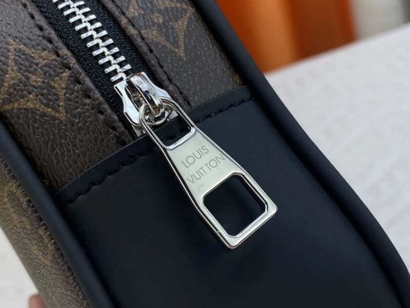 LV Clutch Bags 4081B-0512