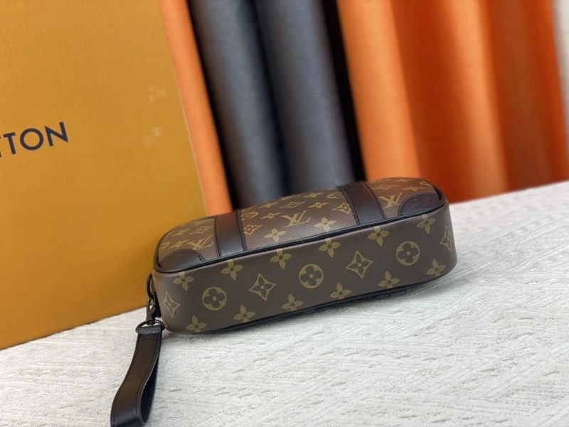 LV Clutch Bags 4081B-0522