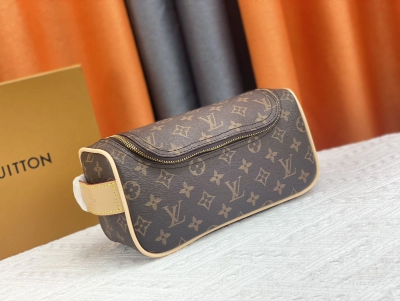 LV Cosmetic Bags 4081B-0534
