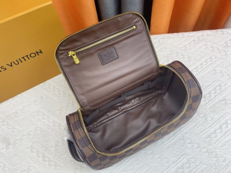 LV Cosmetic Bags 4081B-0536