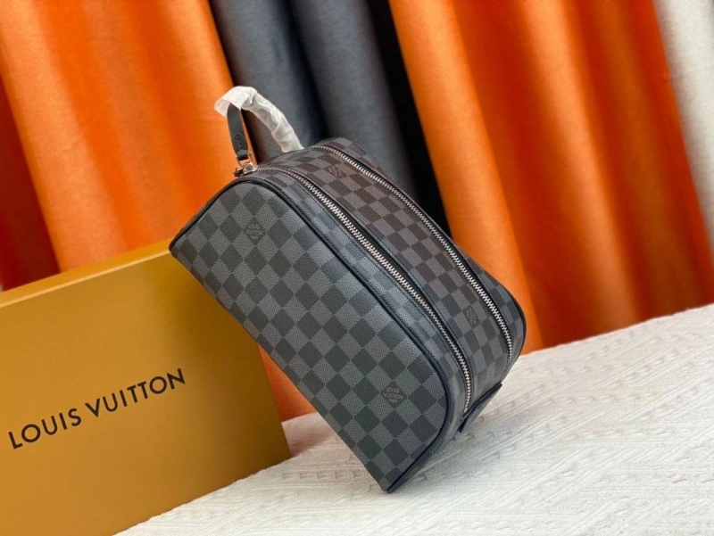 LV Cosmetic Bags 4081B-0540