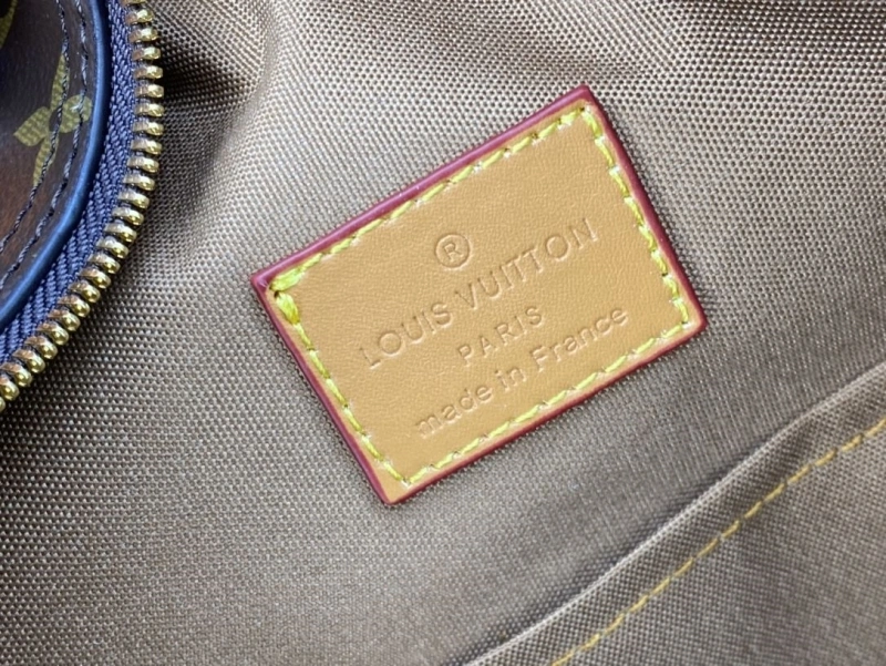 LV Backpacks 4081B-0551