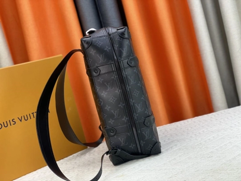 LV Backpacks 4081B-0553