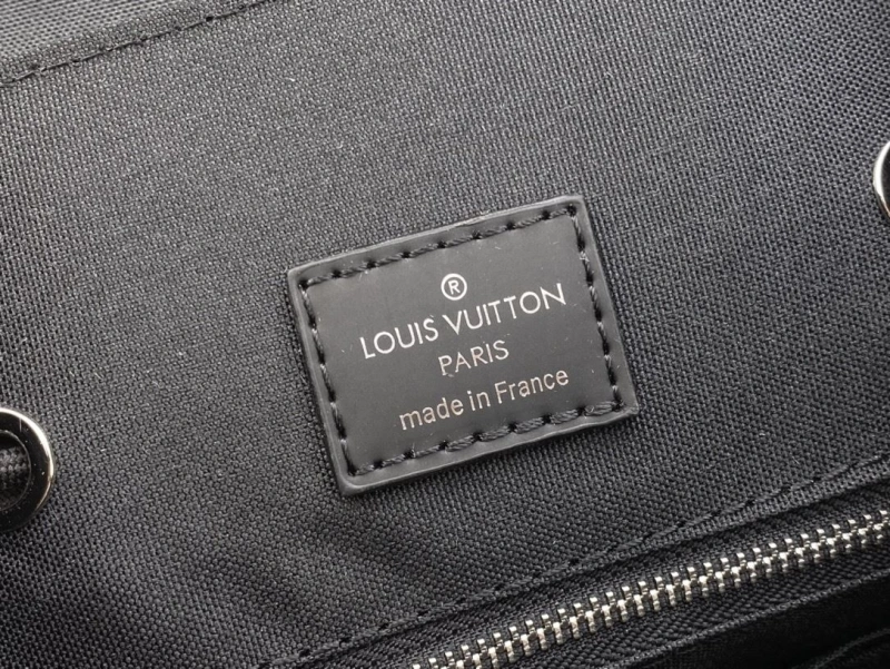 LV Backpacks 4081B-0583
